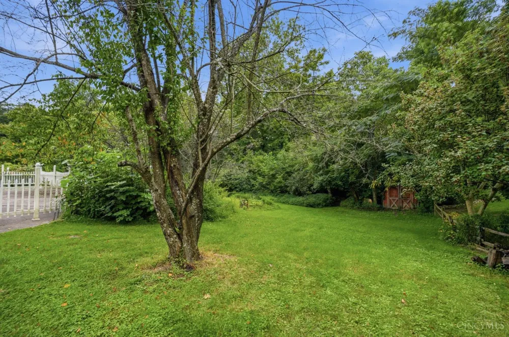 1925 Greenpine Drive Springfield, OH 45231