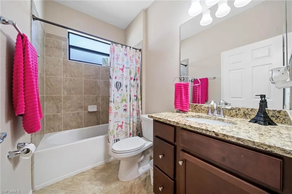 9086 Woodhurst Drive Naples, FL 34120