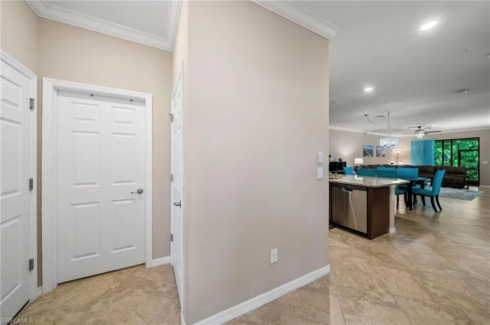 9086 Woodhurst Drive Naples, FL 34120