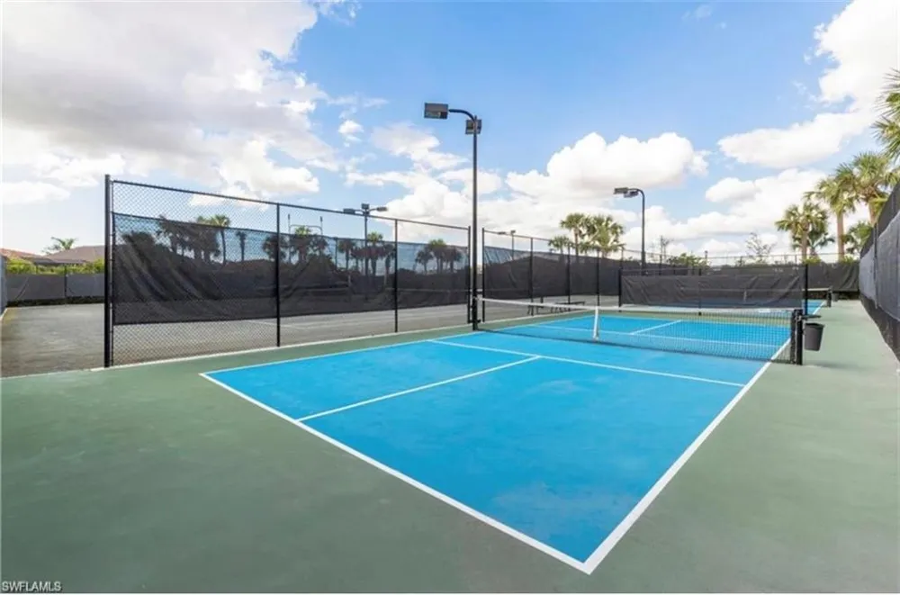 9086 Woodhurst Drive Naples, FL 34120