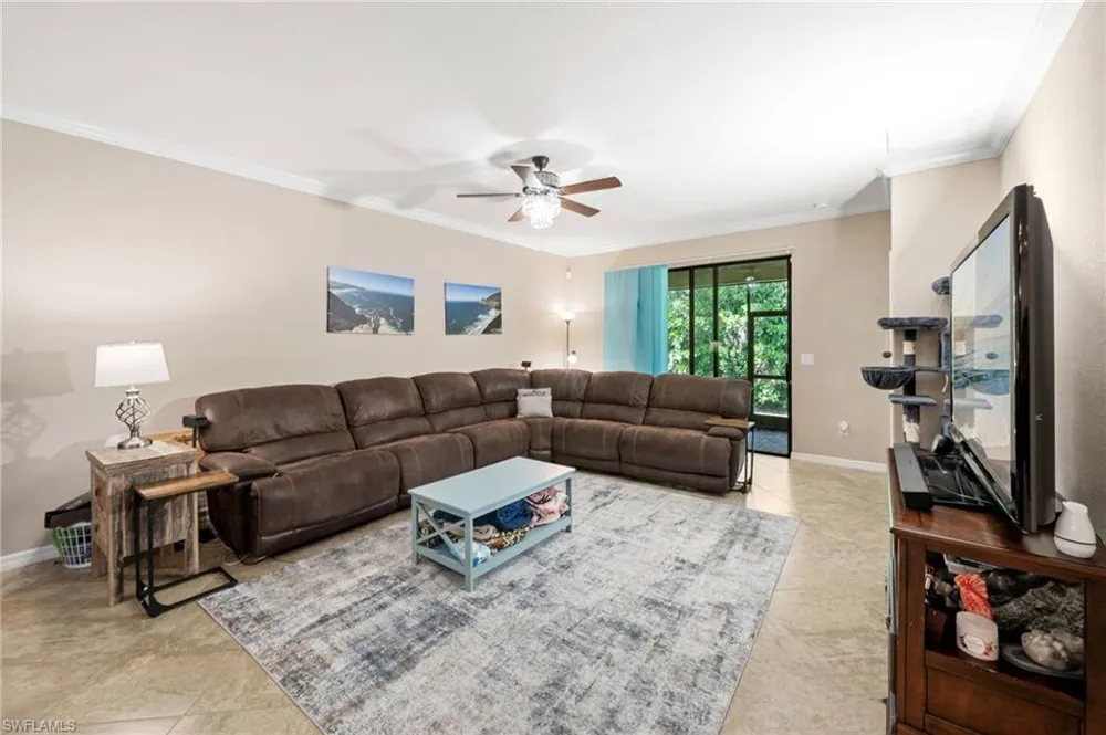 9086 Woodhurst Drive Naples, FL 34120
