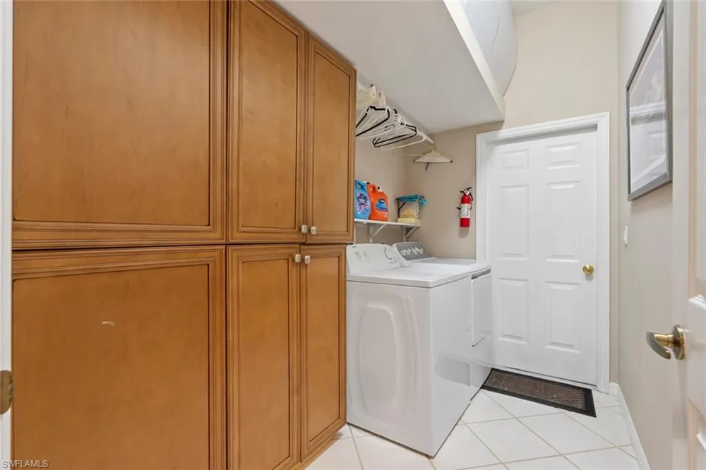 3439 Allegheny Court Naples, FL 34120