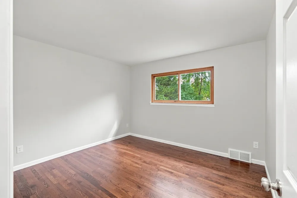 1810 Briarwood Drive Madison Heights City, MI 48071