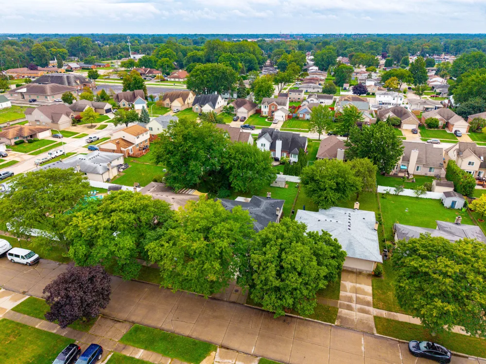 1810 Briarwood Drive Madison Heights City, MI 48071