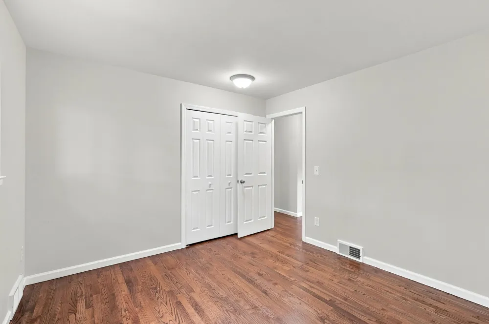 1810 Briarwood Drive Madison Heights City, MI 48071
