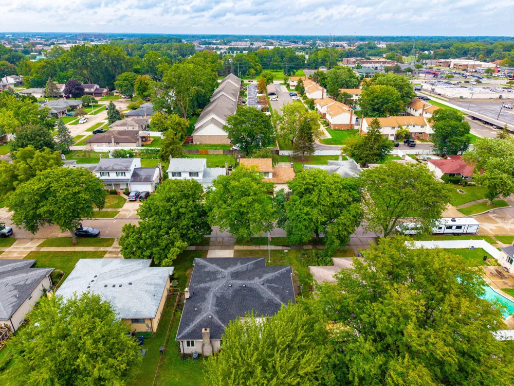 1810 Briarwood Drive Madison Heights City, MI 48071