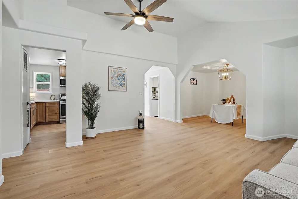 505 Riverview Drive Auburn, WA 98002