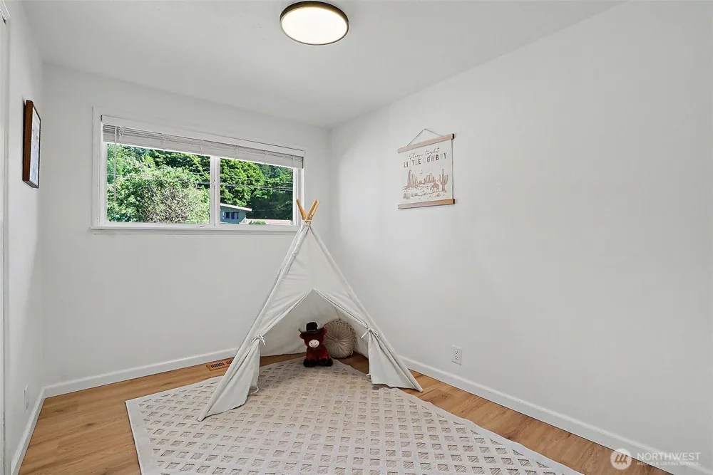 505 Riverview Drive Auburn, WA 98002
