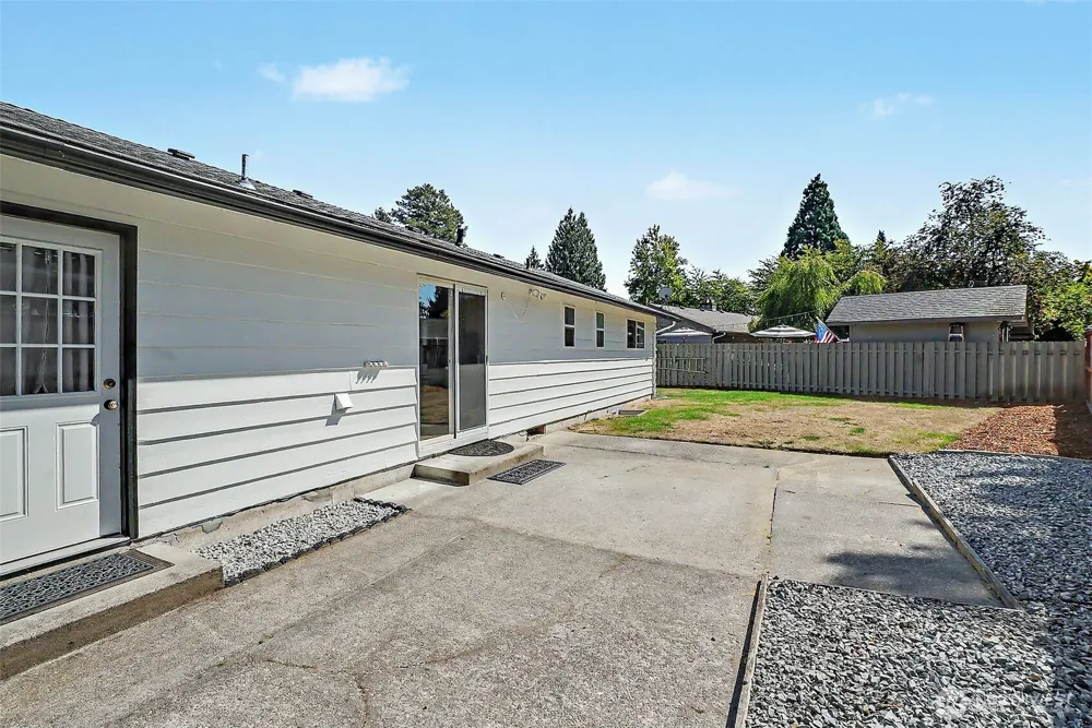 505 Riverview Drive Auburn, WA 98002