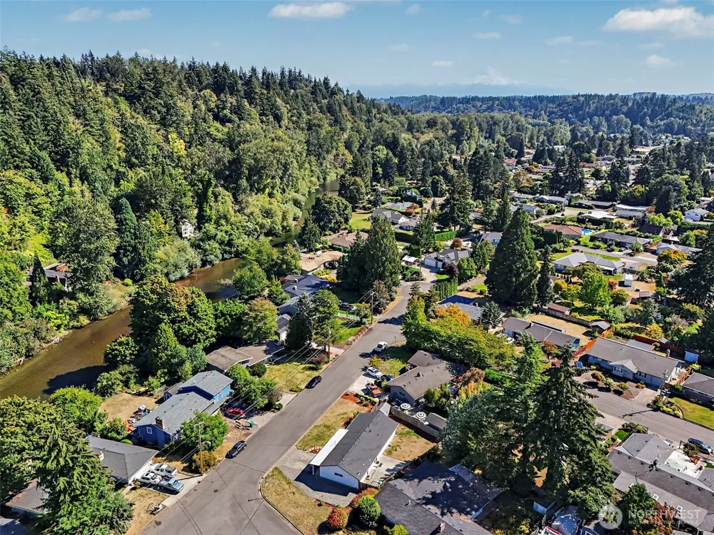 505 Riverview Drive Auburn, WA 98002