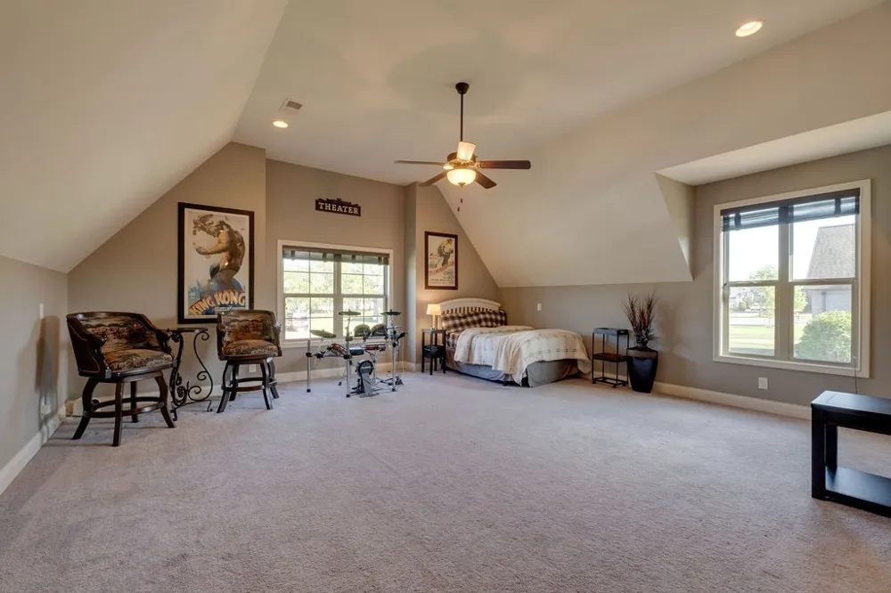902 Larkspur Ln Lebanon, TN 37087