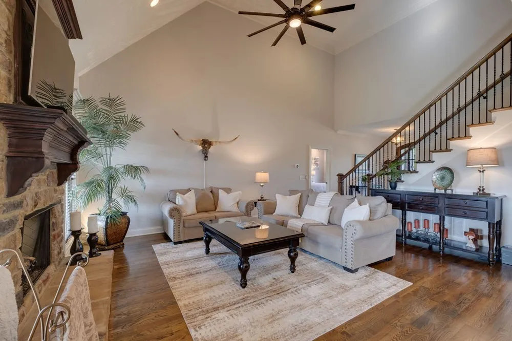 902 Larkspur Ln Lebanon, TN 37087