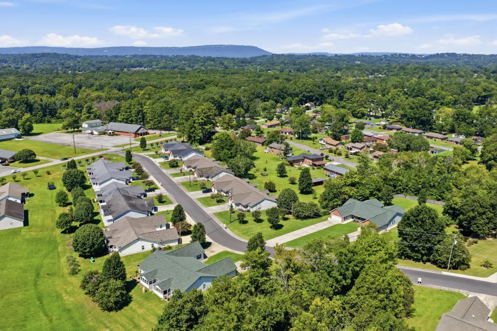 83 Flagstone Drive Rossville, GA 30741