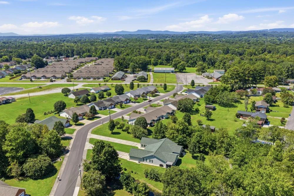 83 Flagstone Drive Rossville, GA 30741