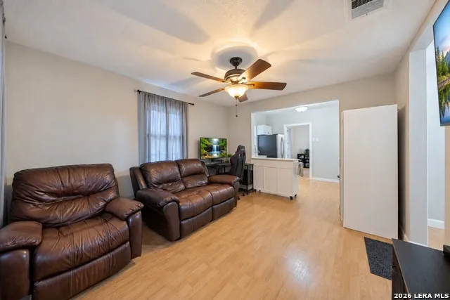 928 KAYTON AVE San Antonio, TX 78210