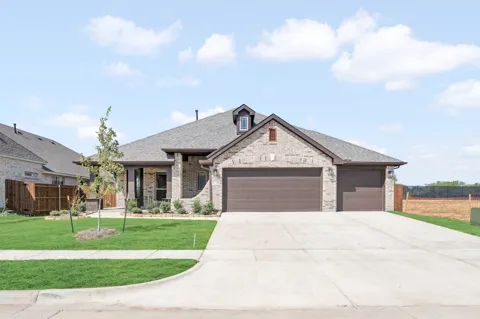 3225 Fraser Drive