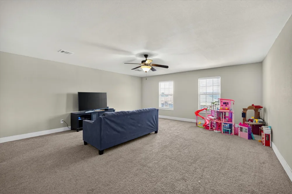 39 S Highland Drive Sanger, TX 76266