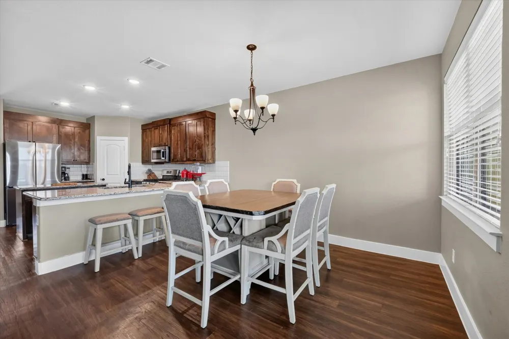 39 S Highland Drive Sanger, TX 76266