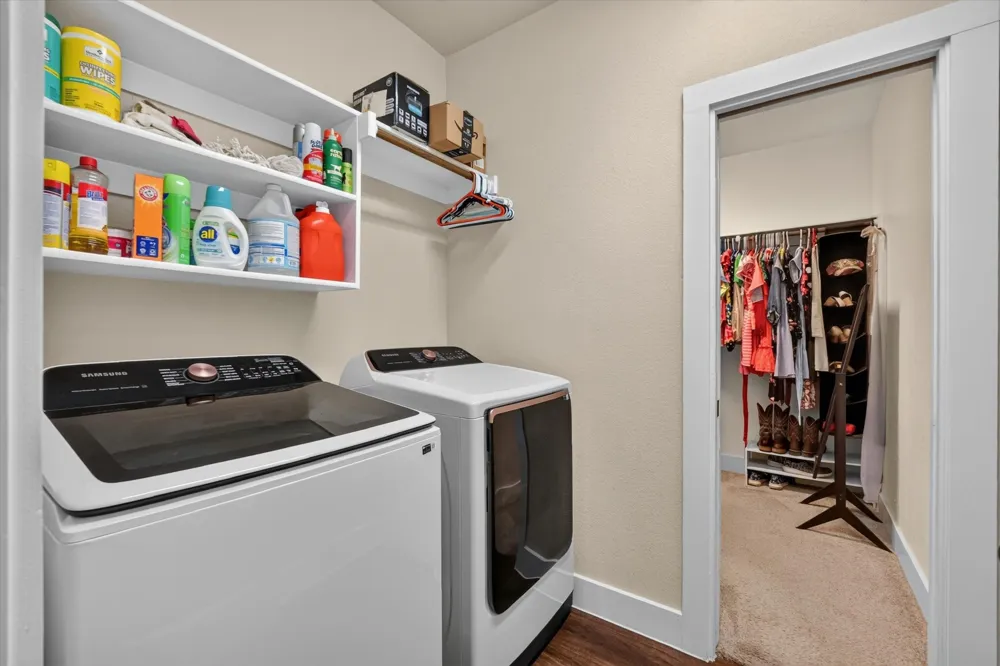 39 S Highland Drive Sanger, TX 76266