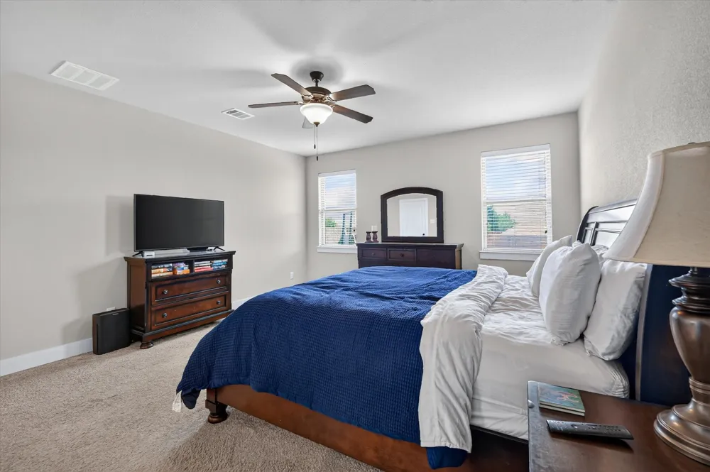 39 S Highland Drive Sanger, TX 76266