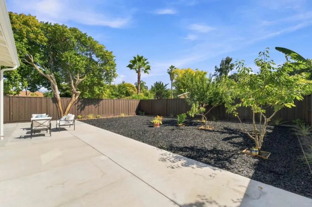 224 Ivy Drive Menlo Park, CA 94025
