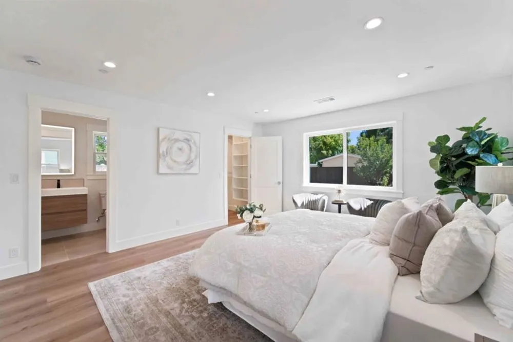 224 Ivy Drive Menlo Park, CA 94025