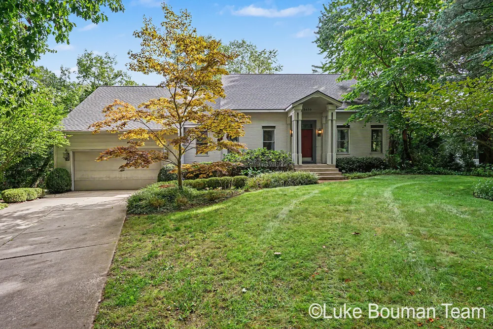 3635 Vienna Stras Street Holland, MI 49423
