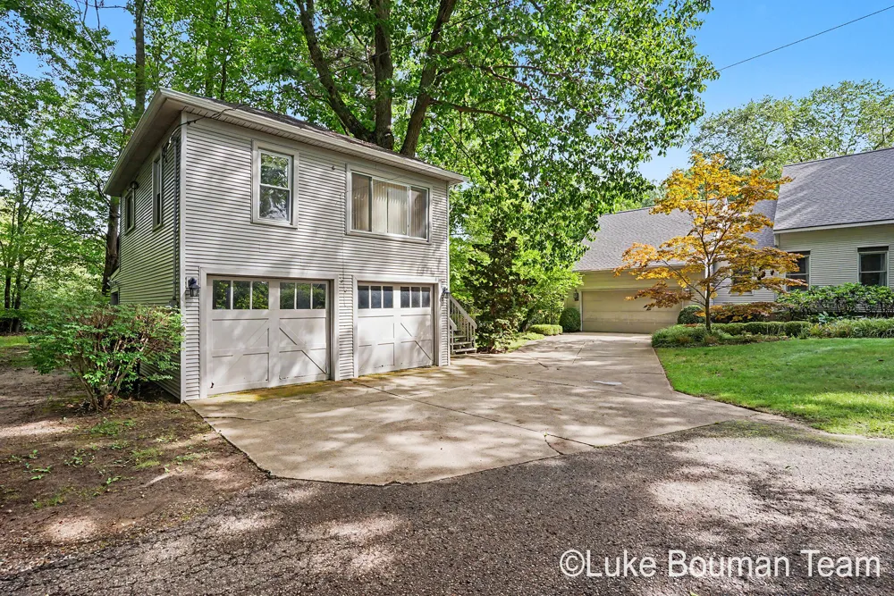 3635 Vienna Stras Street Holland, MI 49423