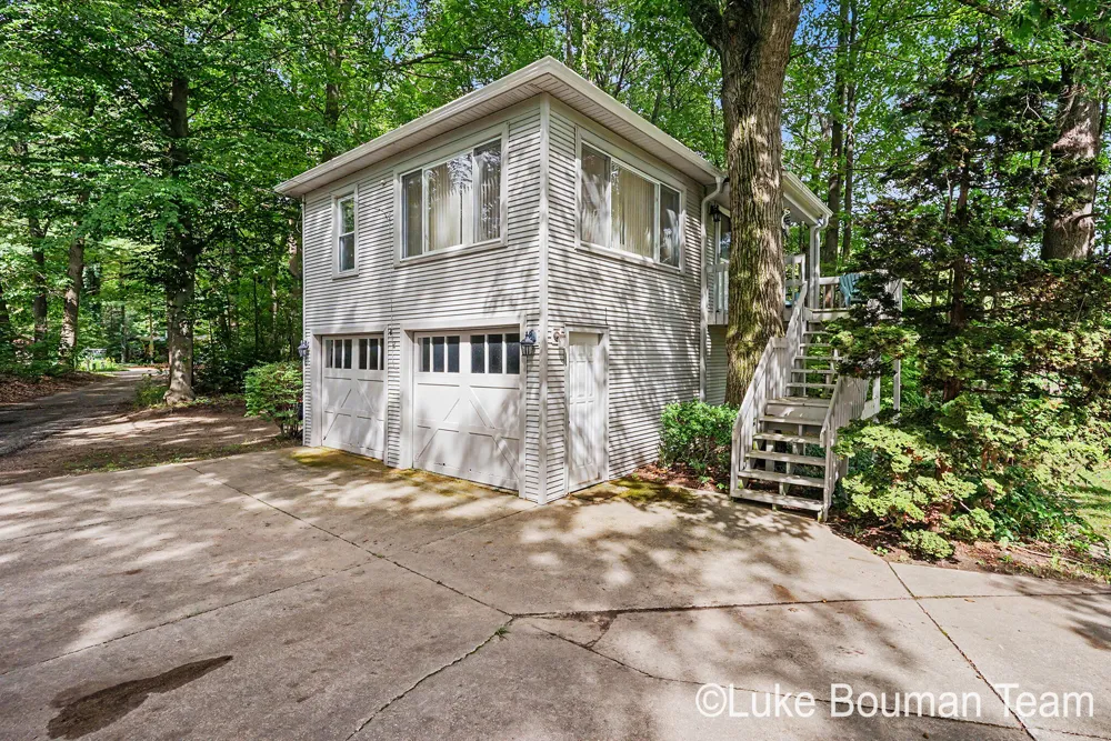3635 Vienna Stras Street Holland, MI 49423