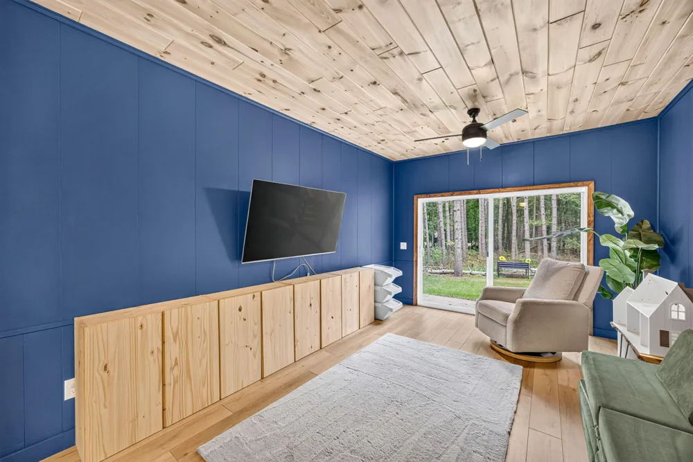 12336 Lone Wolf Drive Canadian Lakes, MI 49346