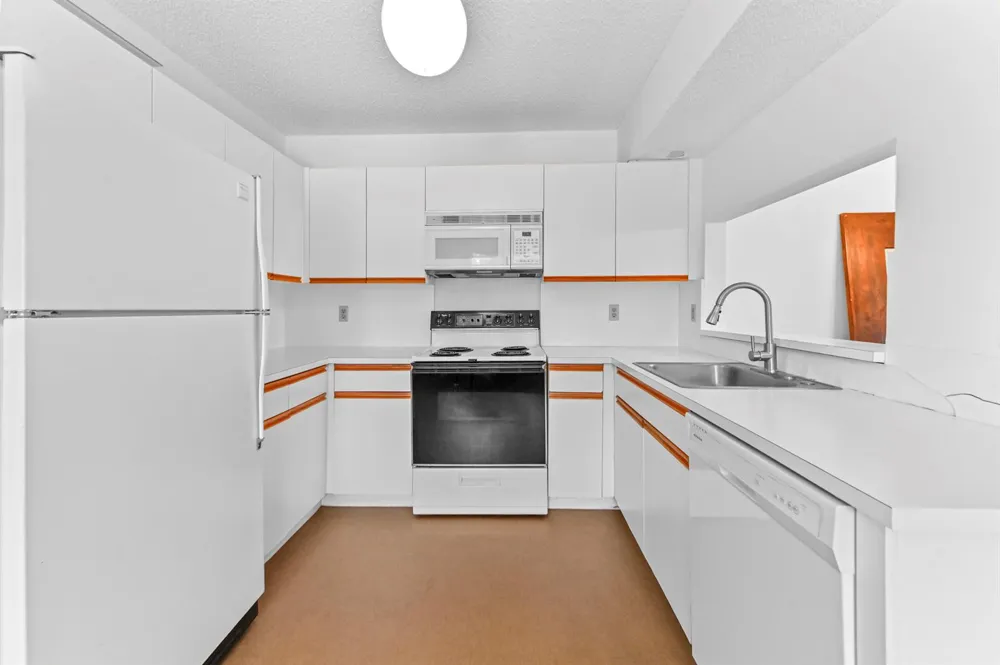 4717 Lucerne Lakes Boulevard E #201 Lake Worth, FL 33467