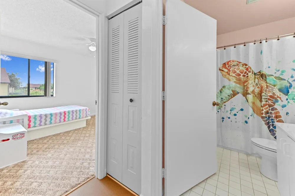 4717 Lucerne Lakes Boulevard E #201 Lake Worth, FL 33467