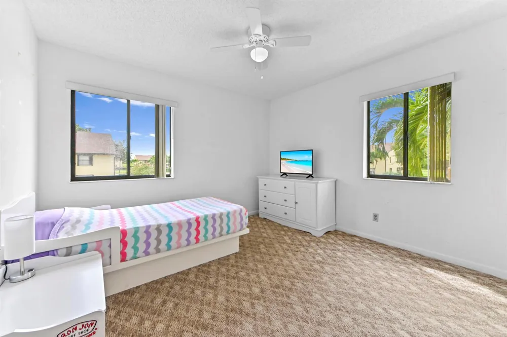 4717 Lucerne Lakes Boulevard E #201 Lake Worth, FL 33467