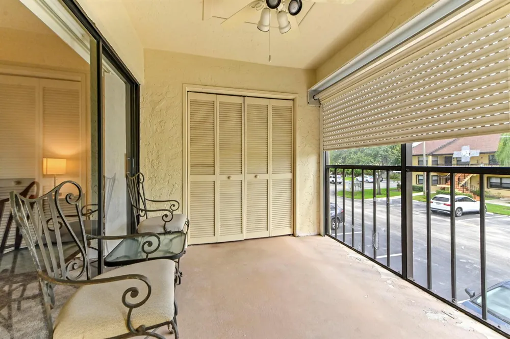 4717 Lucerne Lakes Boulevard E #201 Lake Worth, FL 33467