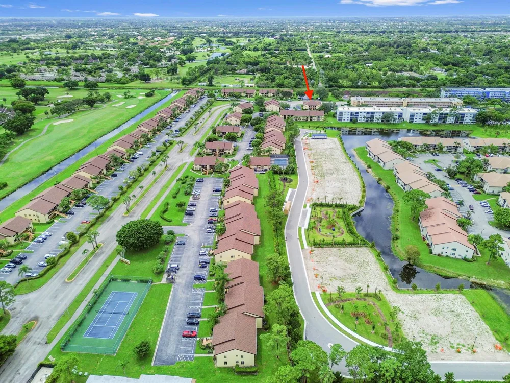 4717 Lucerne Lakes Boulevard E #201 Lake Worth, FL 33467
