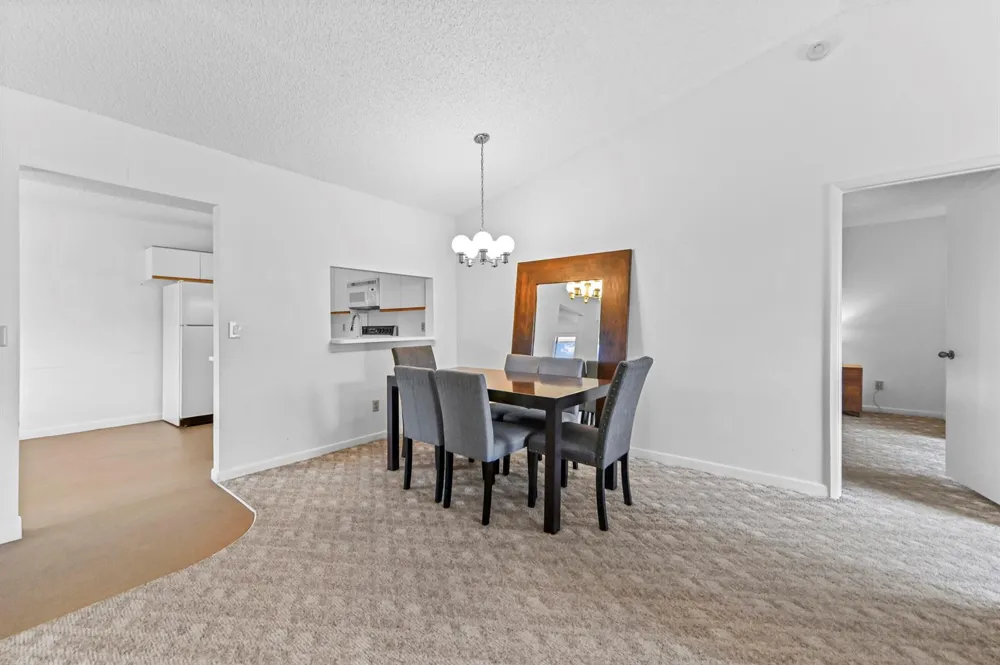4717 Lucerne Lakes Boulevard E #201 Lake Worth, FL 33467