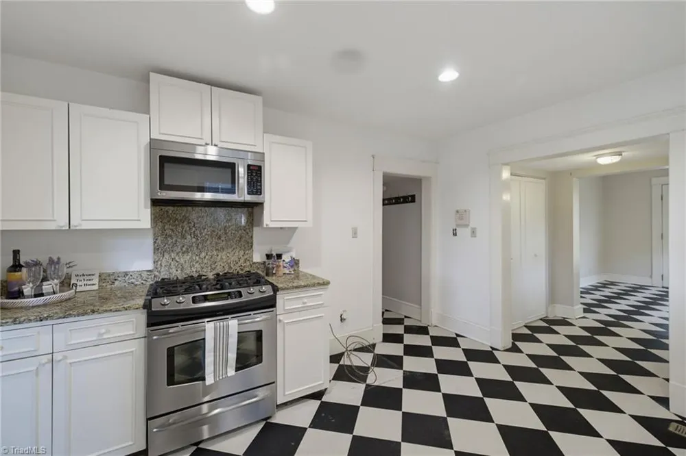 708 Magnolia Street Greensboro, NC 27401