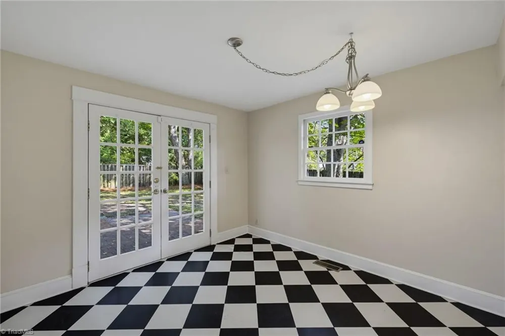 708 Magnolia Street Greensboro, NC 27401