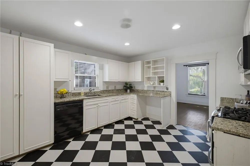 708 Magnolia Street Greensboro, NC 27401