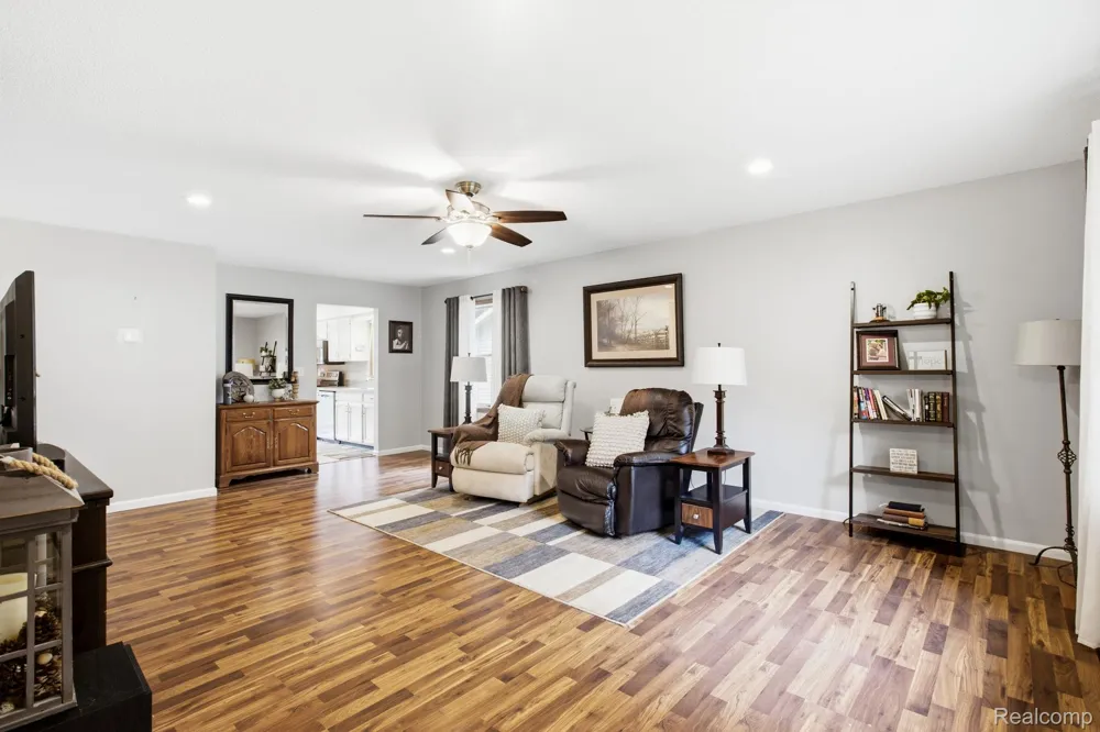 3948 Butternut Court Port Huron City, MI 48060