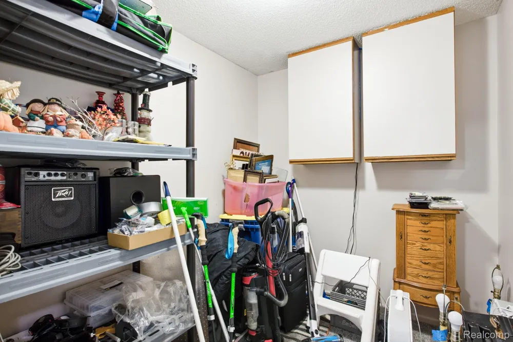 3948 Butternut Court Port Huron City, MI 48060