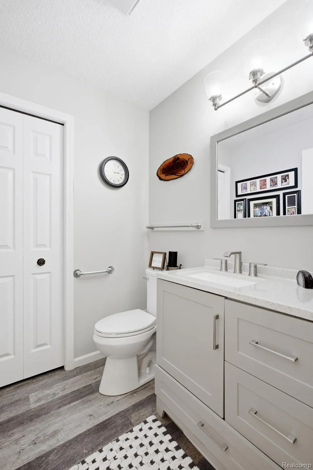 3948 Butternut Court Port Huron City, MI 48060