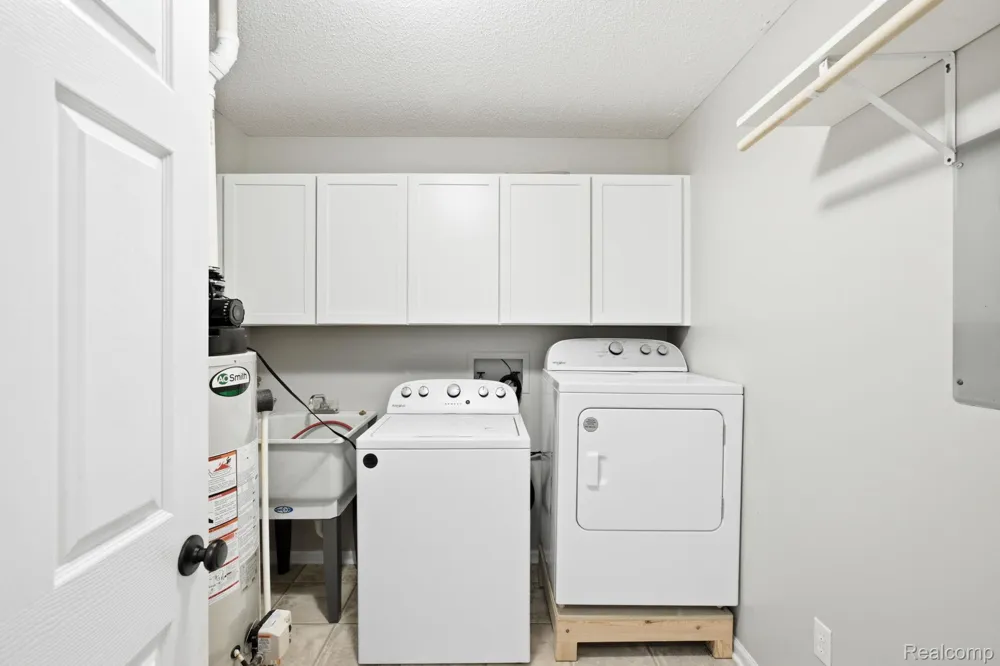 3948 Butternut Court Port Huron City, MI 48060