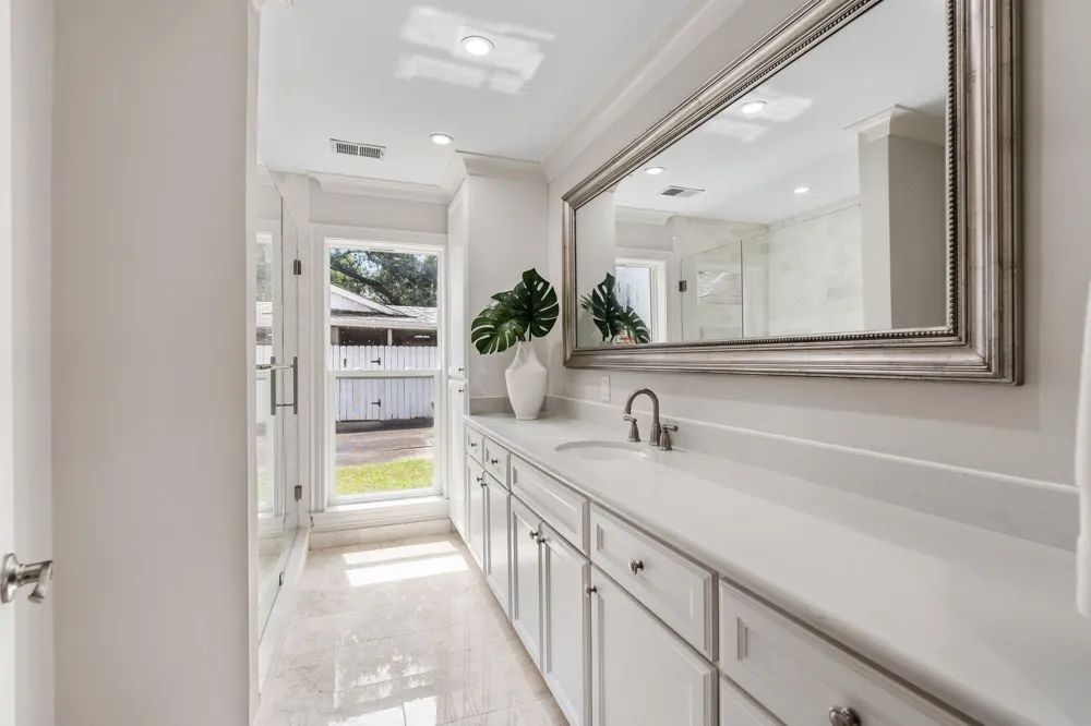 506 Briar Hill Drive Houston, TX 77042