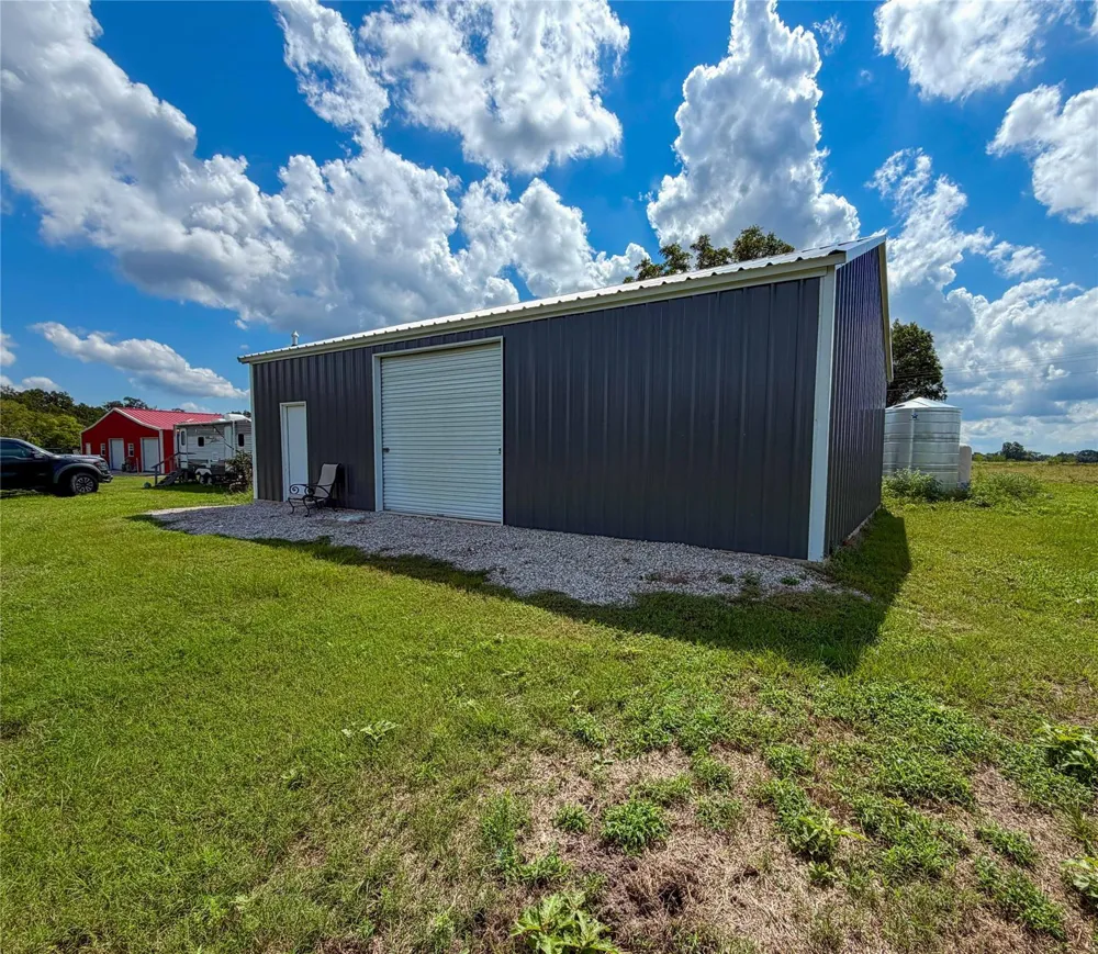 2067 County Road 3620 Lovelady, TX 75851