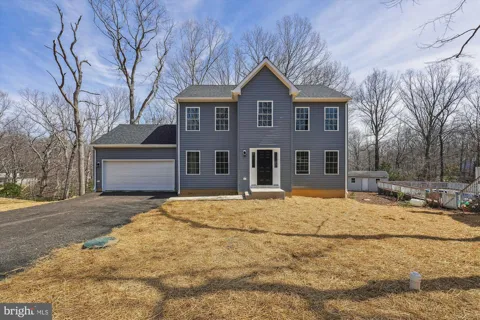 854 FOREST GLEN ROAD