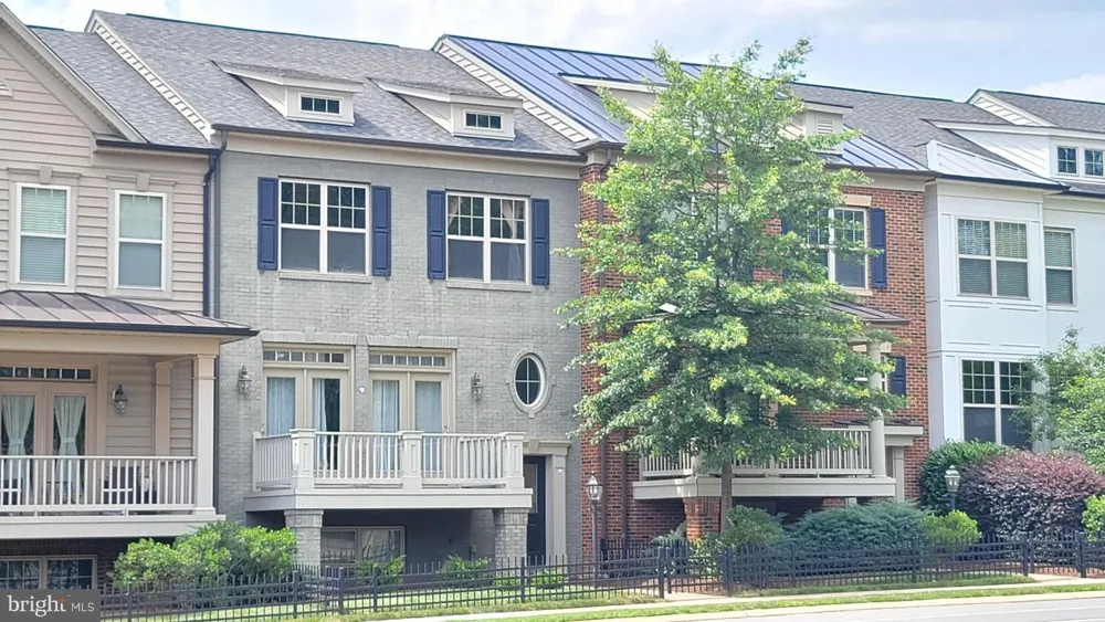 43348 OLD RYAN ROAD Ashburn, VA 20148