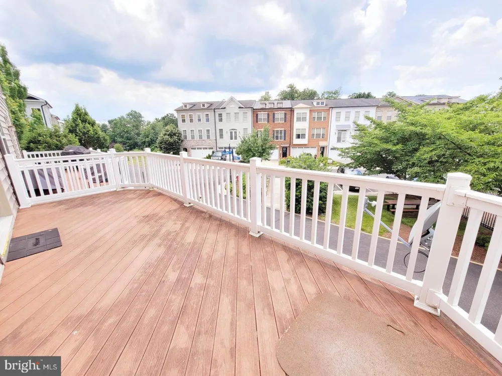 43348 OLD RYAN ROAD Ashburn, VA 20148