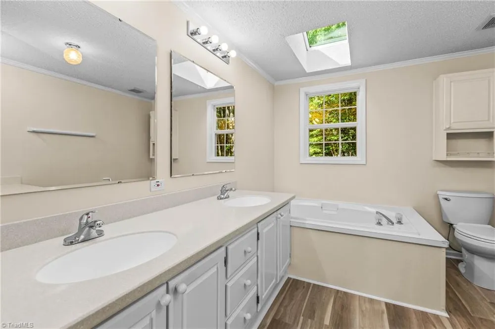 8140 Baux Mountain Road Germanton, NC 27019