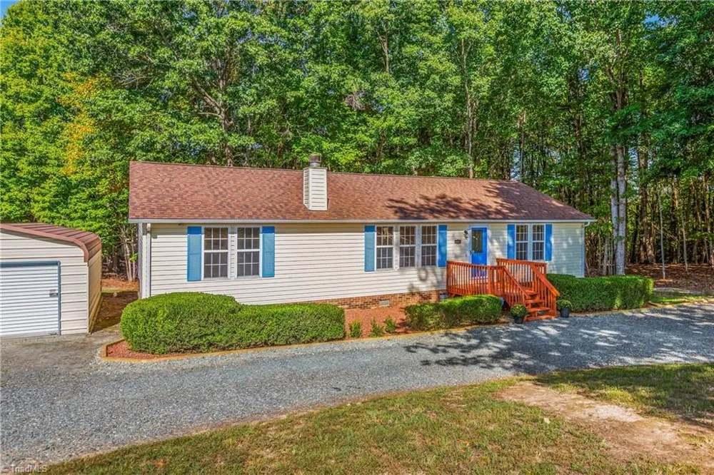 8140 Baux Mountain Road Germanton, NC 27019